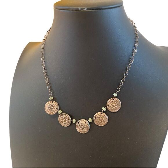 Beautiful Unique Artisan Made One of a Kind Sterling Silver & Peridot Necklace. - Picture 2 of 6